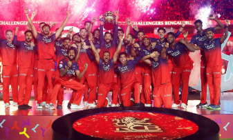 RCB Jeet Gayi IPL 2025! Rishi Sunak ne Virat Kohli aur Anushka Sharma ke saath milkar manayi khush - RCB IPL 2025 win